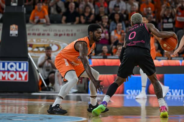 人的内线进 人的内线进