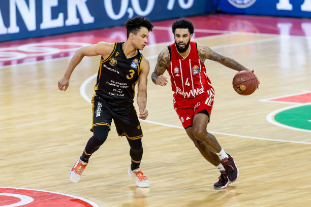 次出手未中 次出手未中