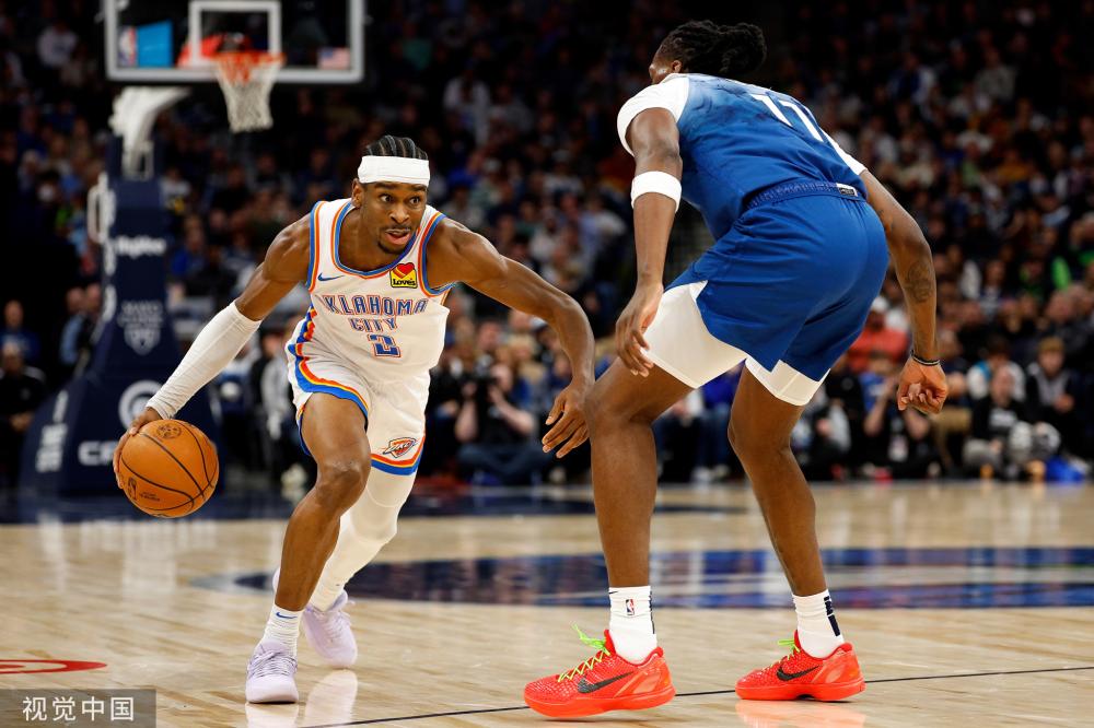 在防守端具 在防守端具