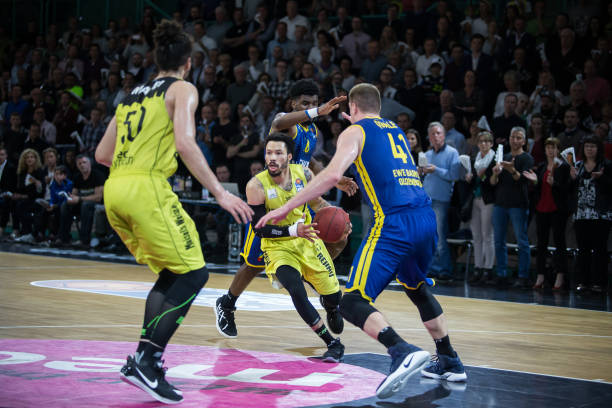 在得分端的 在得分端的